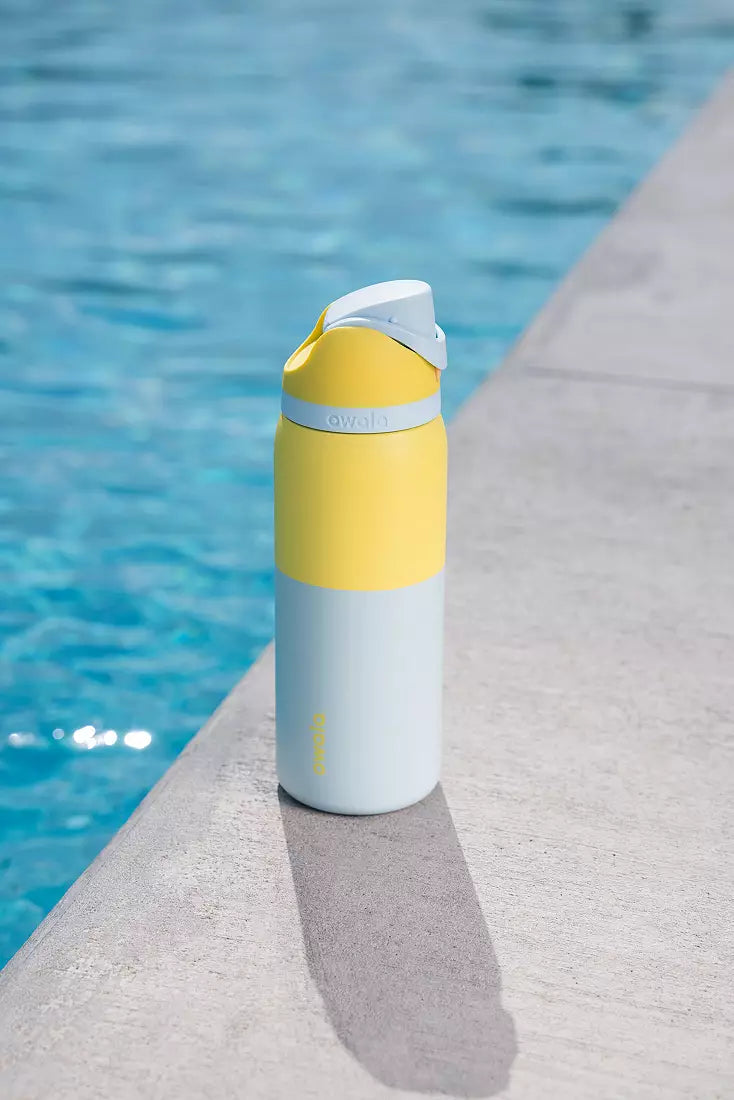 Owala 32 oz. FreeSip Stainless Steel Water Bottle Sun And Sea