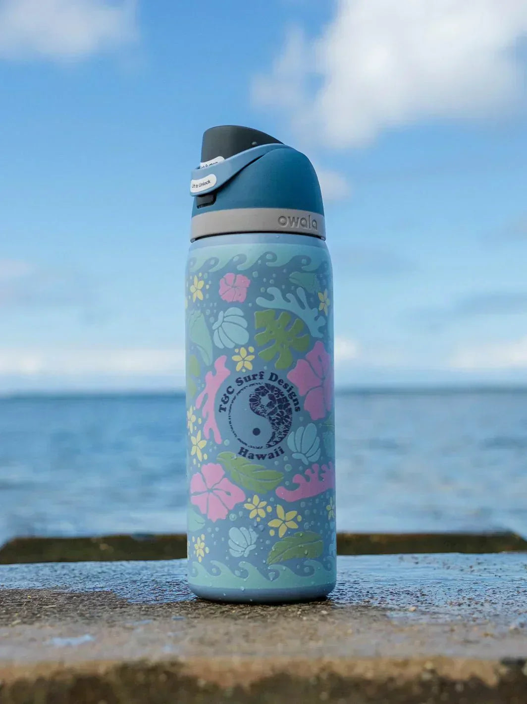 T&C Surf 32 oz Ocean Is Life Owala