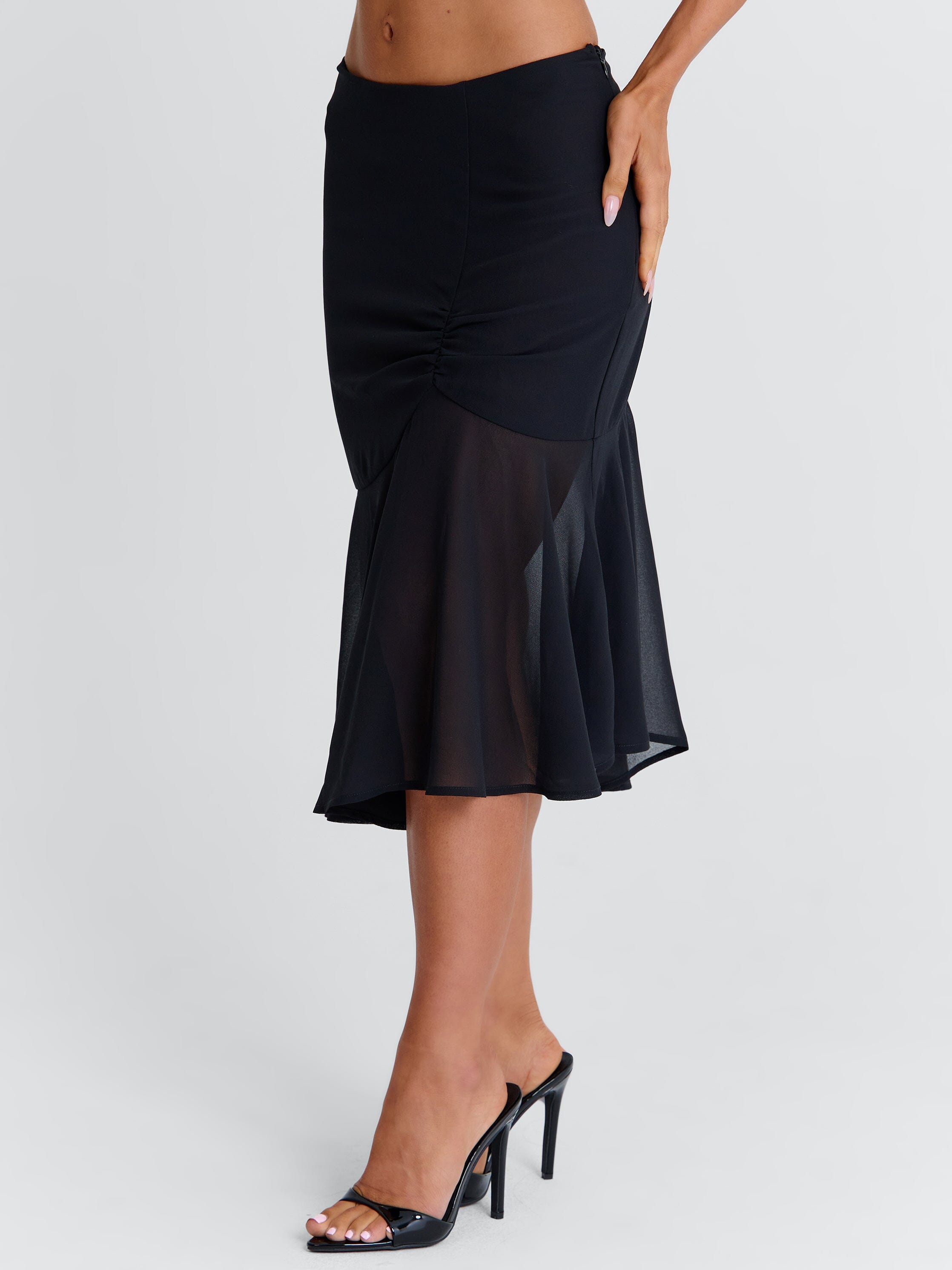 Itzeli Midi Skirt Black