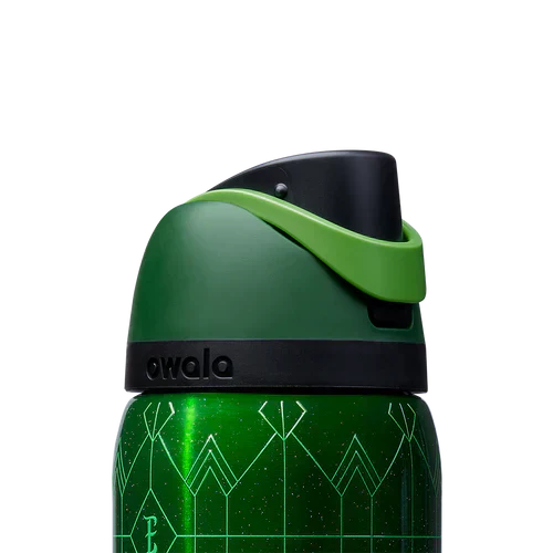 Owala Wicked 32oz FreeSip®Elphaba’s Emerald Green Sparkles With Power